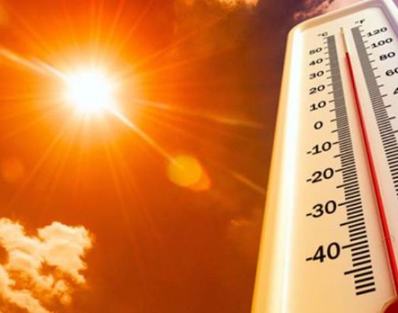 Miền Bắc, miền Trung bước vào đợt nắng nóng gay gắt